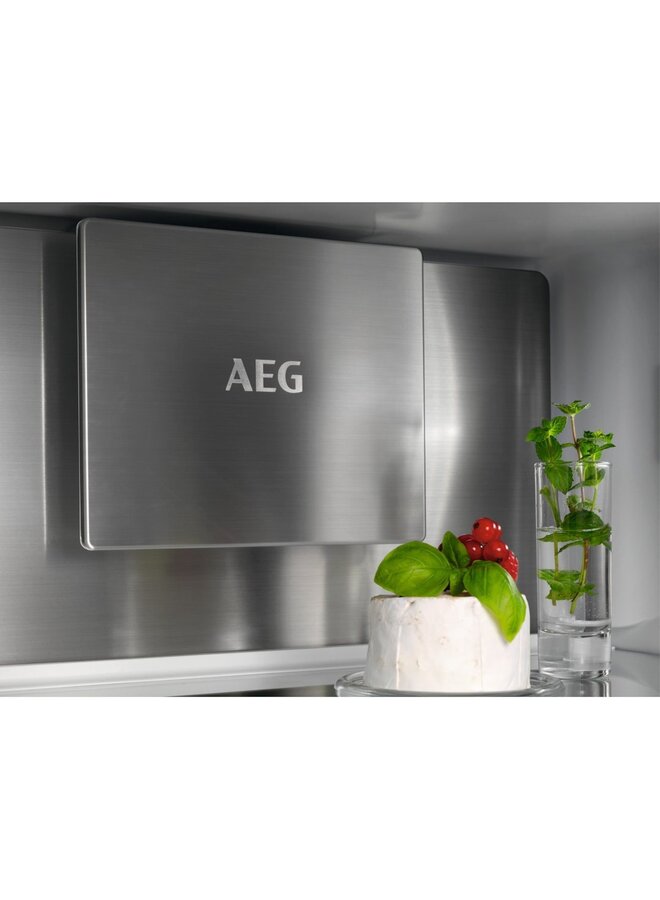 AEG NSC9V181CS | Inbouw koelvriescombinatie | 178 cm | C