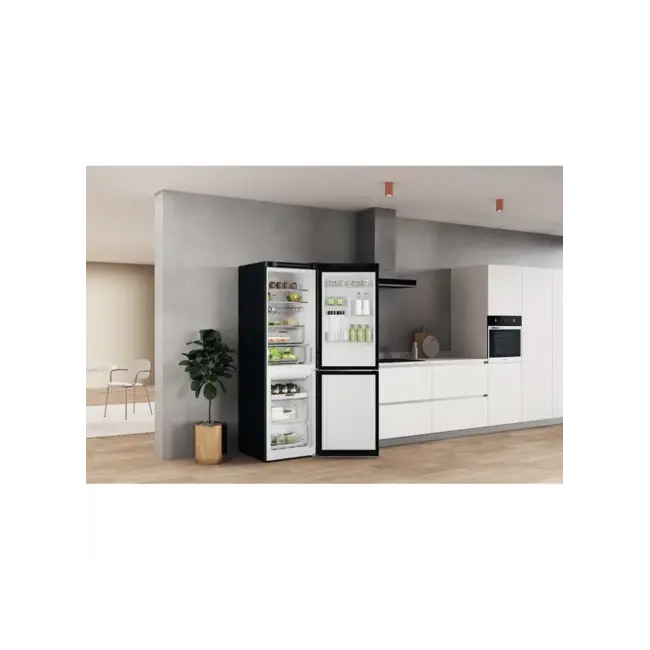 Whirlpool  W7X 82O K | Koelvriescombinatie | Zwart