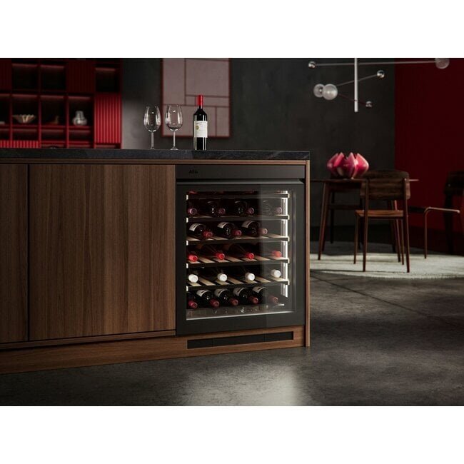 AEG NSW8S826GT | Wijnklimaatkast onderbouw | Inbouw | (B)