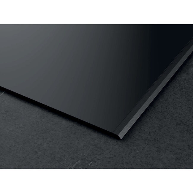AEG XUB6745AB | Inductie kookplaat met afzuiging | 70 cm