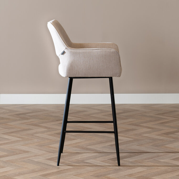 Barstuhl Inga mit Armlehne recycelter Stoff beige 78 cm