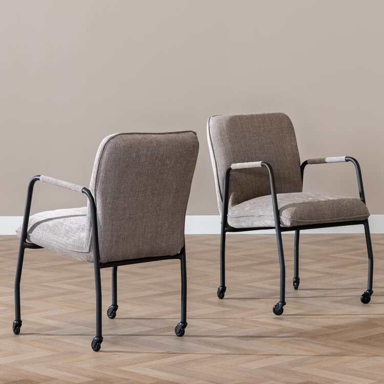 Esszimmerstuhl Mila mit Rollen Stoff taupe