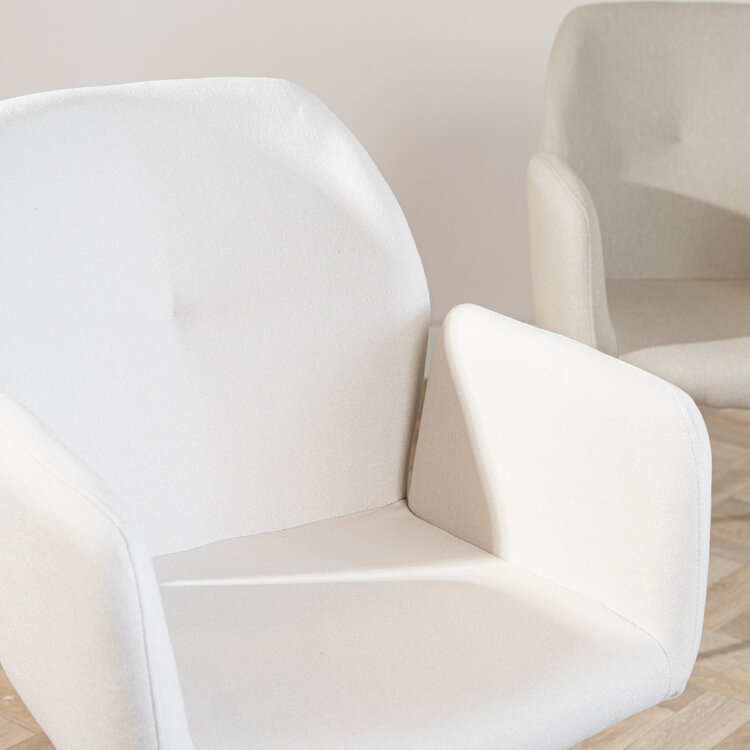 Esszimmerstuhl Frey mit Armlehne off white