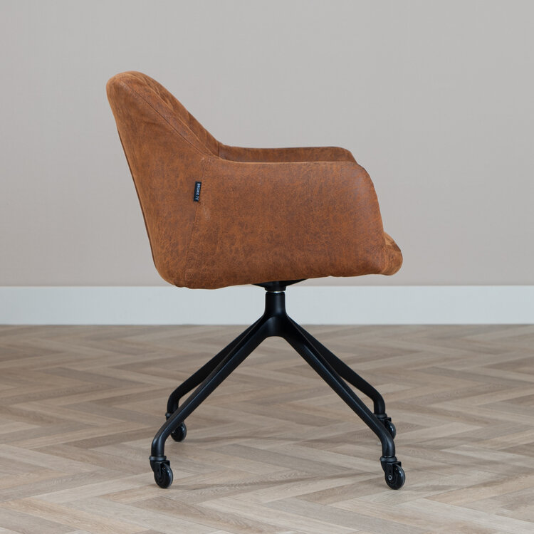 Esszimmerstuhl Leder Levi mit Rollen Cognac