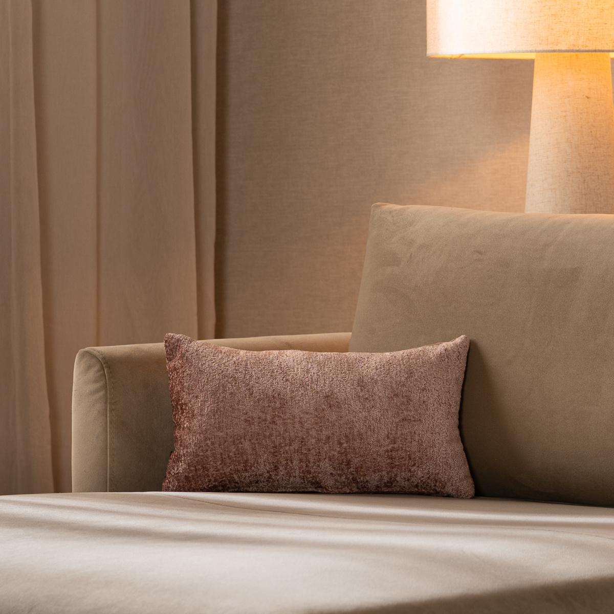 Kissen Juna Chenille Stoff rosa 25x45 cm