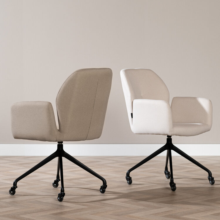 Esszimmerstuhl Runa recycelter Stoff mit Rollen off white