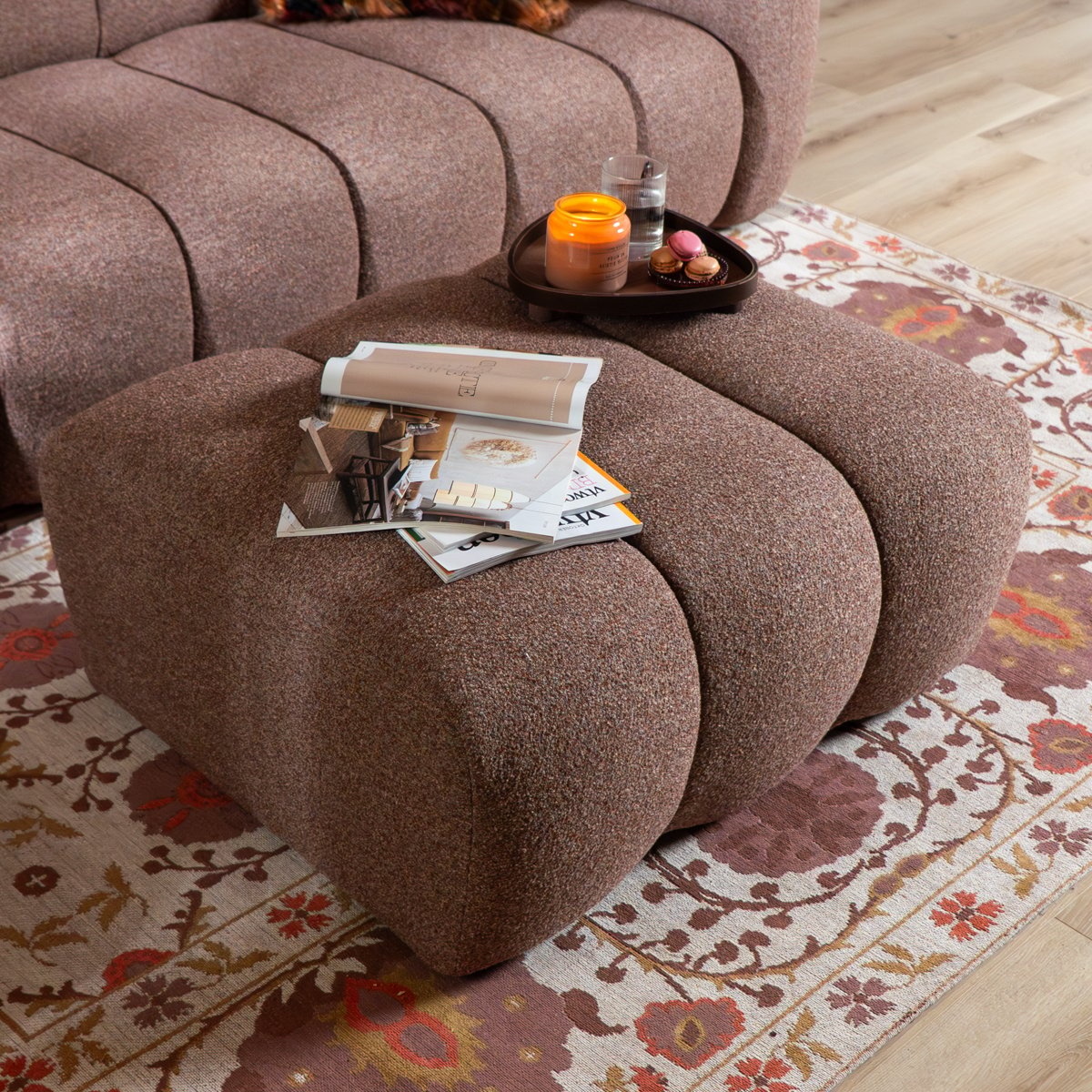 Hocker Luca Bouclé rot/rosa