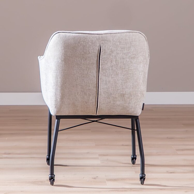 Esszimmerstuhl mit Rollen Enzo Chenille Sand