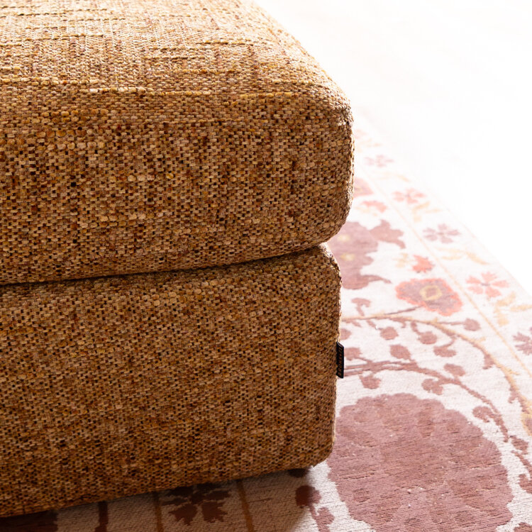 Hocker Kyle chenille ockergelb