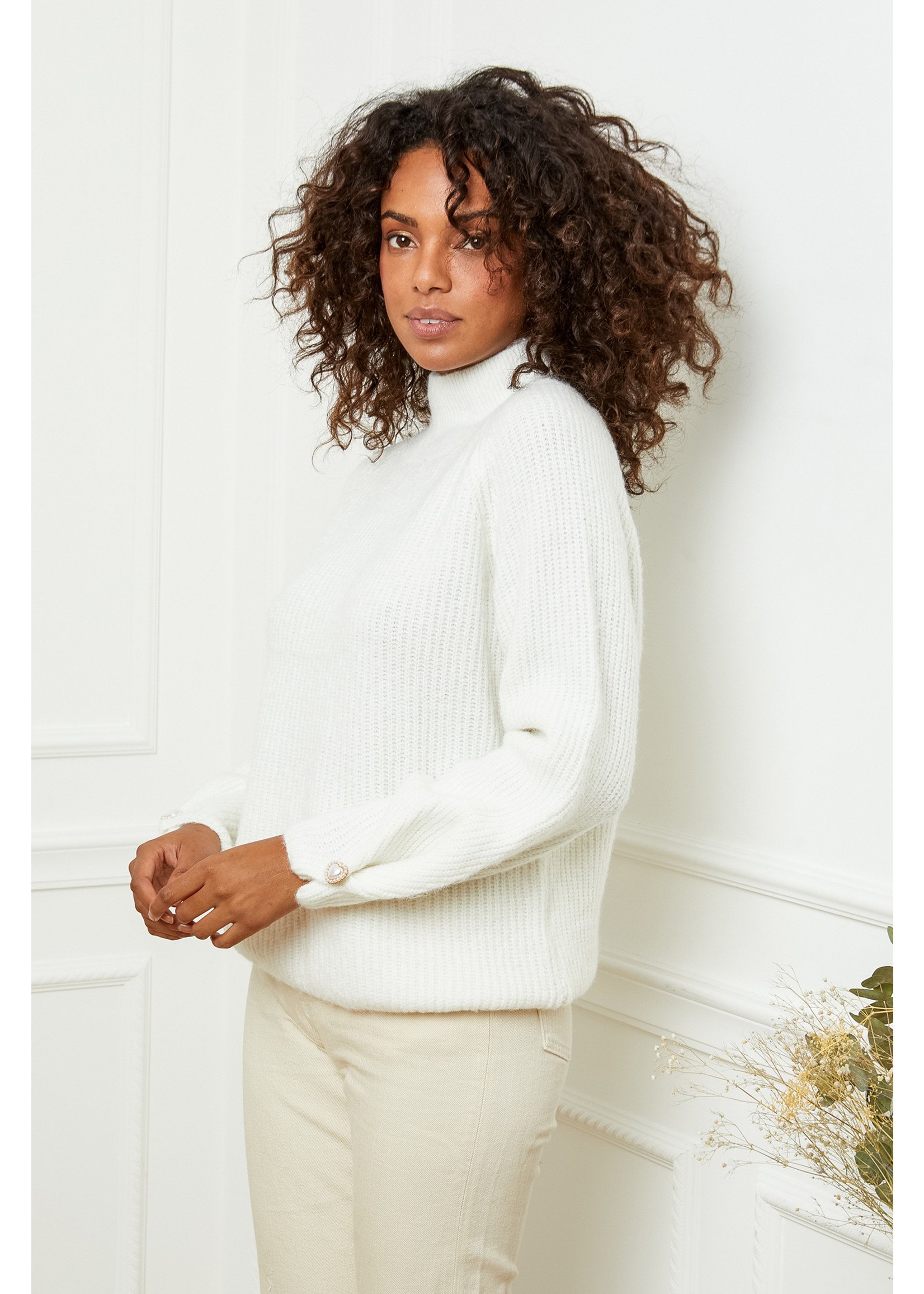 White knit for love