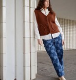 Laine Laine Issue 26 - Crossing Paths