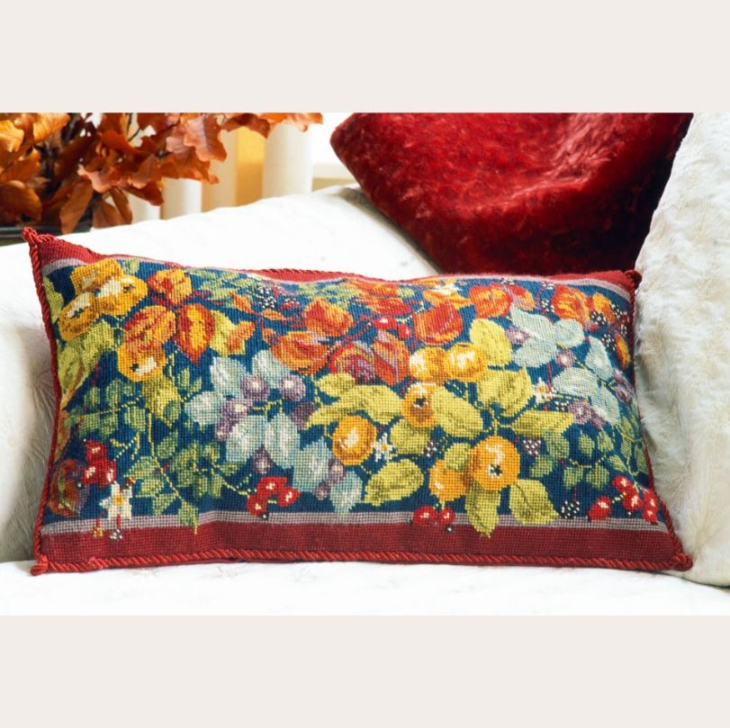 Ehrman Autumn HedgerowRoses