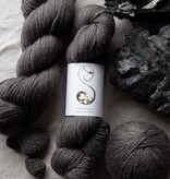 Ériu Ériu - Wool Yarn in Ashes
