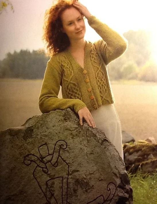 Knitting Fever Elsbeth Lavold - Viking knits & Ancient ornaments