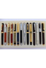 merkloos Collection of 50 fountain pens in gold and silver