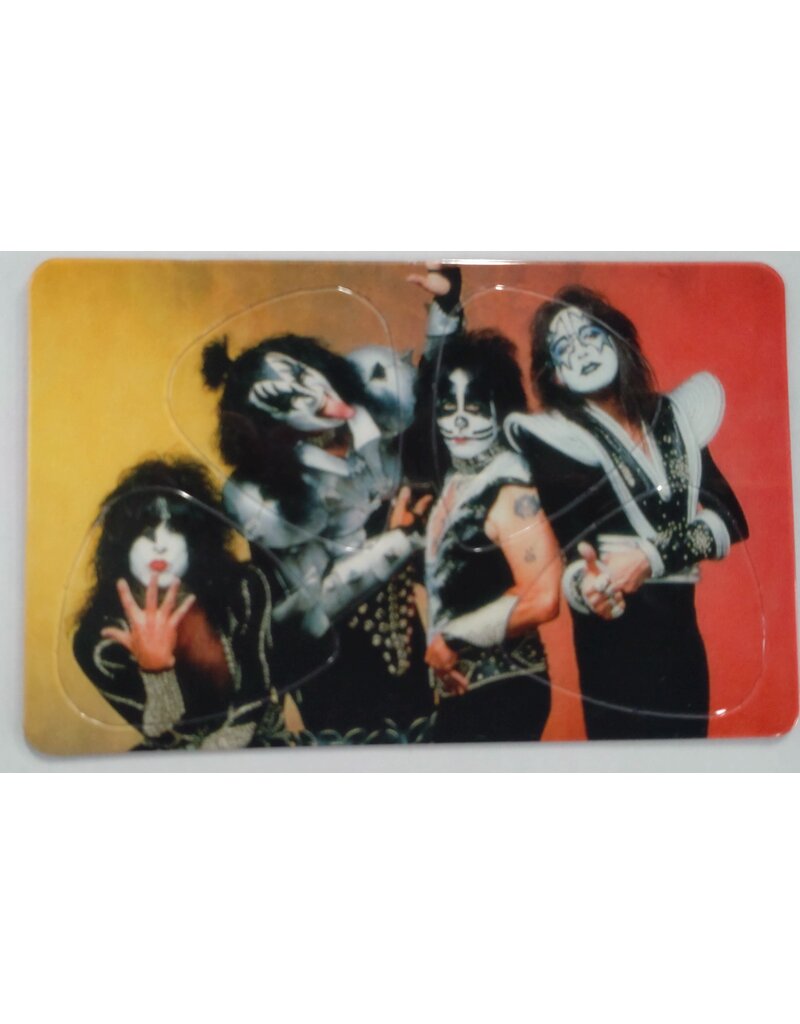 CLX Music Kiss guitar pick card