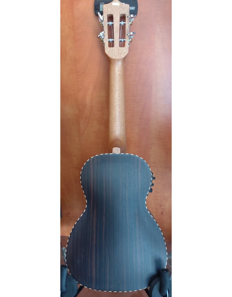 Leho LHUC-ALEB-E Concert ukelele met pickup ebben