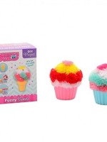 John Toy fuzzy fun ijsje of cupcake Diy project