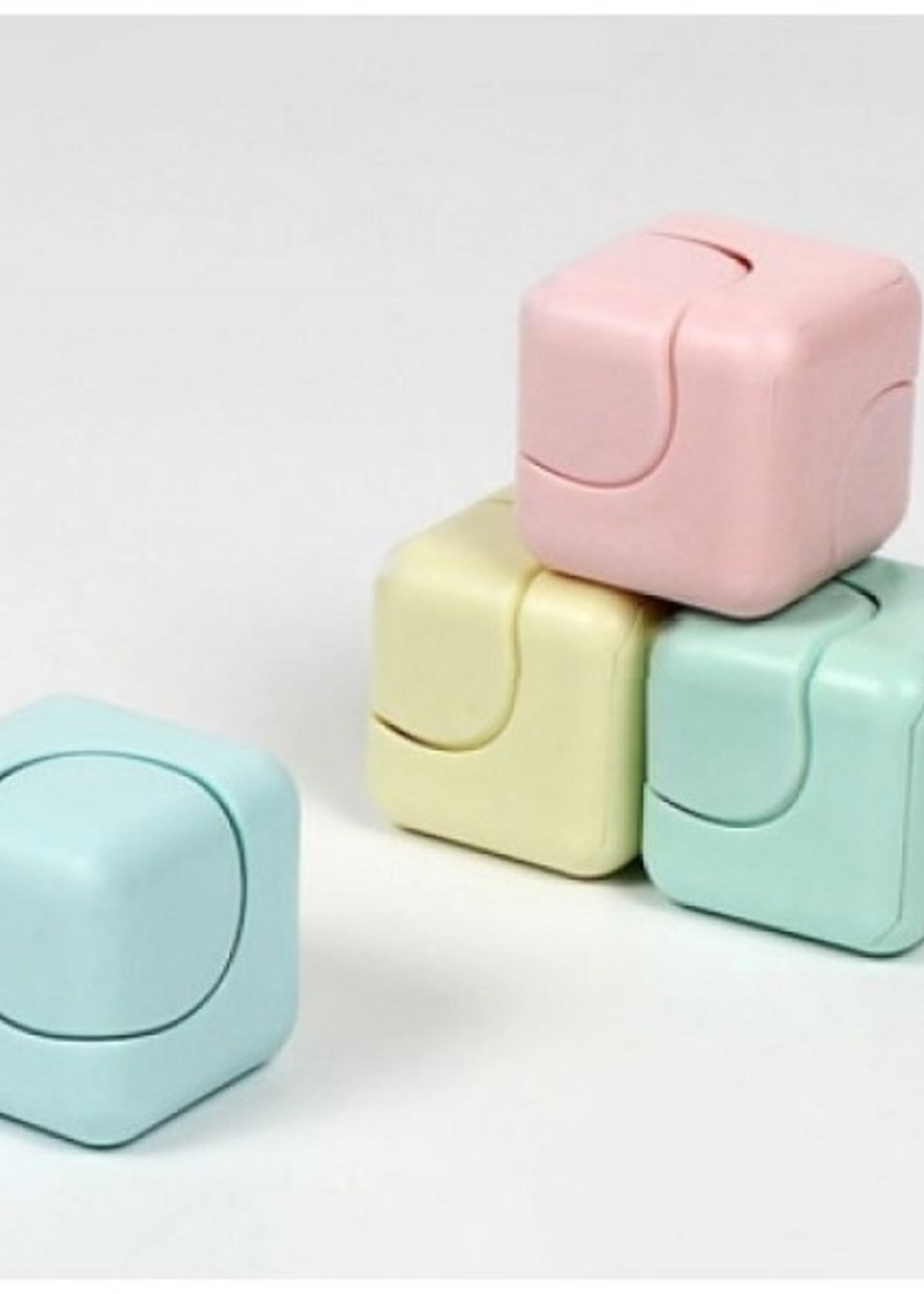 Magic Fidget Spinner draaikubus 3,5x3,5cm