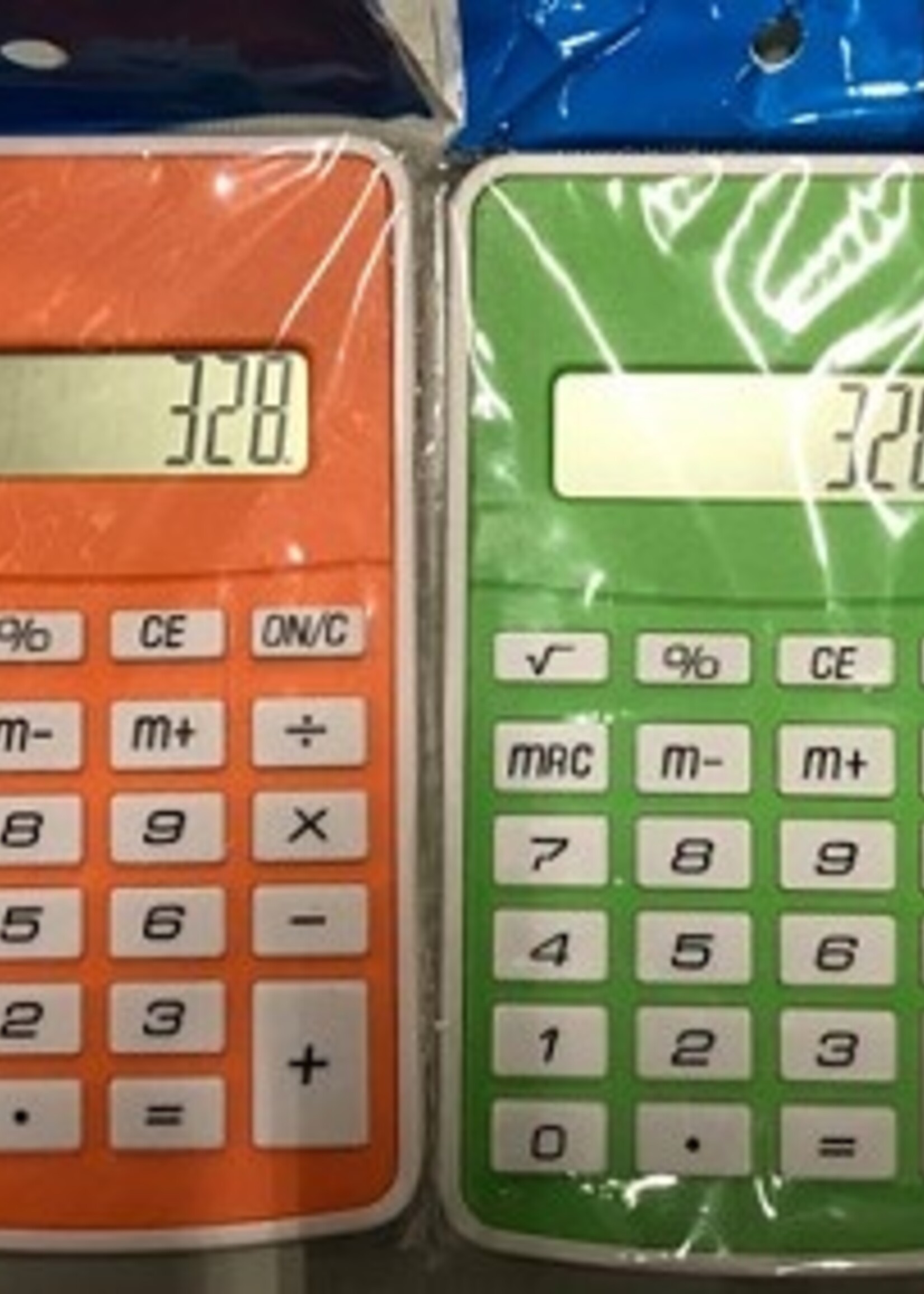 Calculator rekenmachine 8 digit 12x7x0,7cm assorti kleur. inclusief batterij.