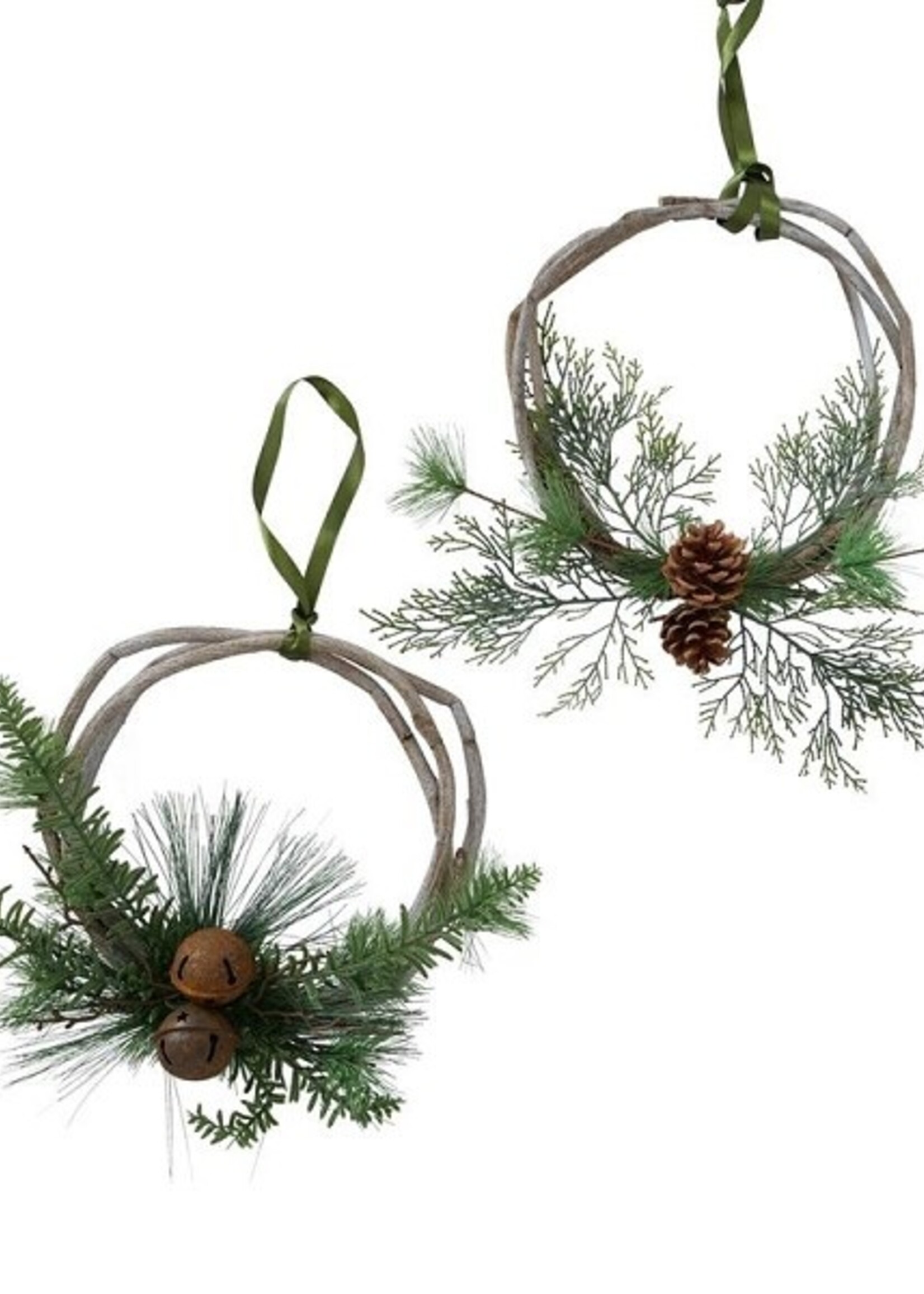 Boltze Home Krans met dennentak H35cm Kallia