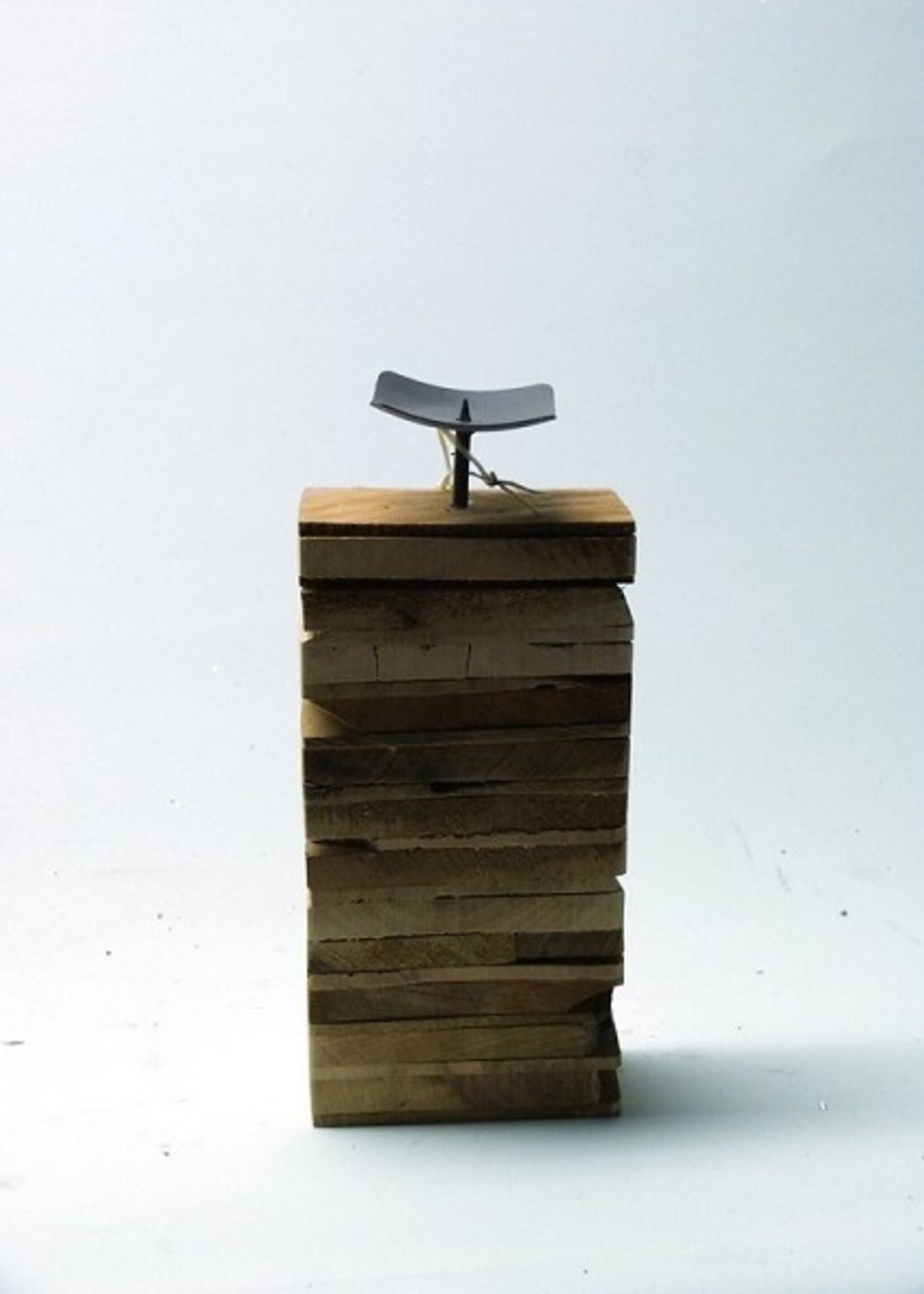 Kandelaar perenhout voor 1 kaars