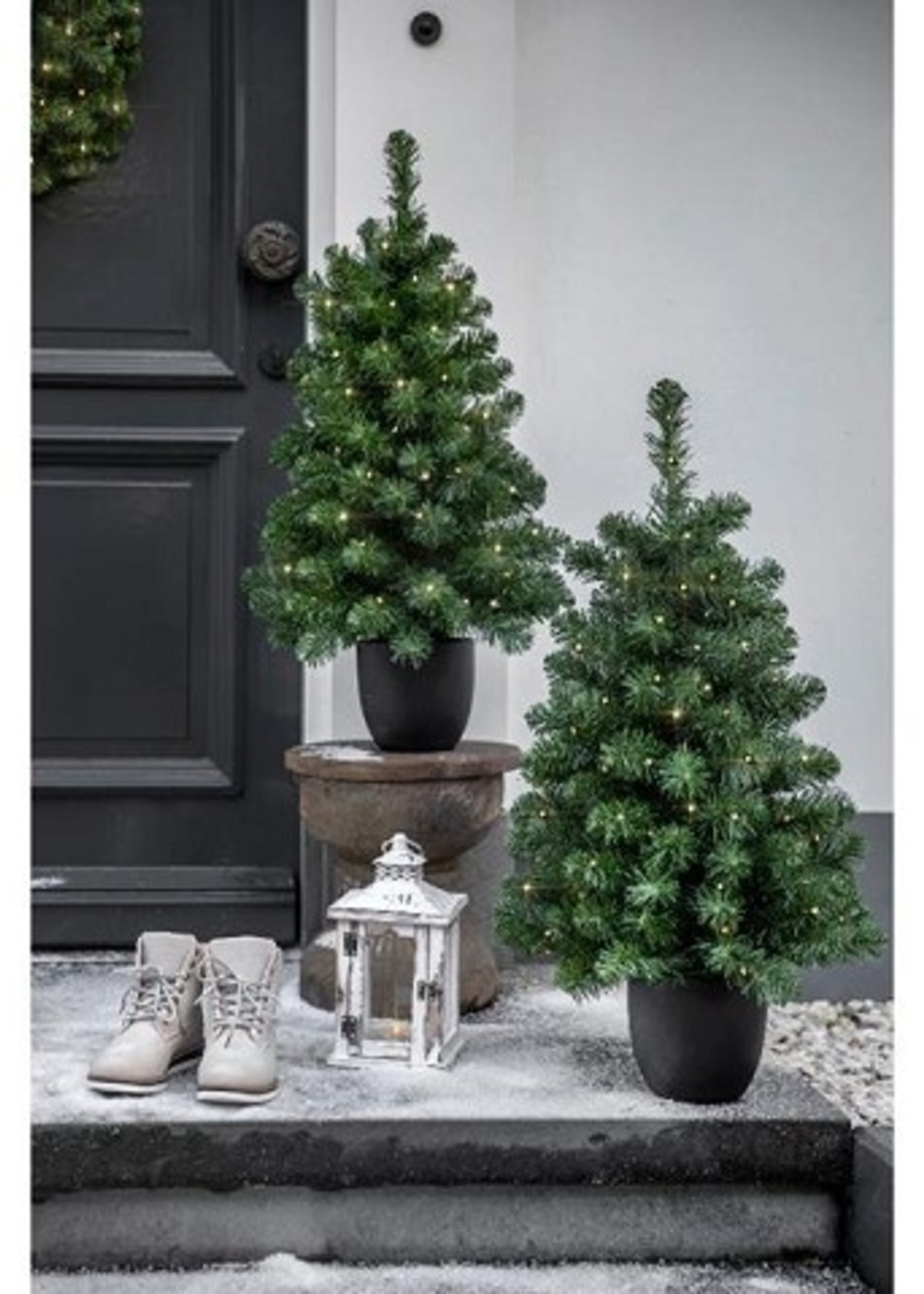 Imperial Kerstboom in pot geschikt voor BUITEN 120cm 80LED. 6u timer. batterij