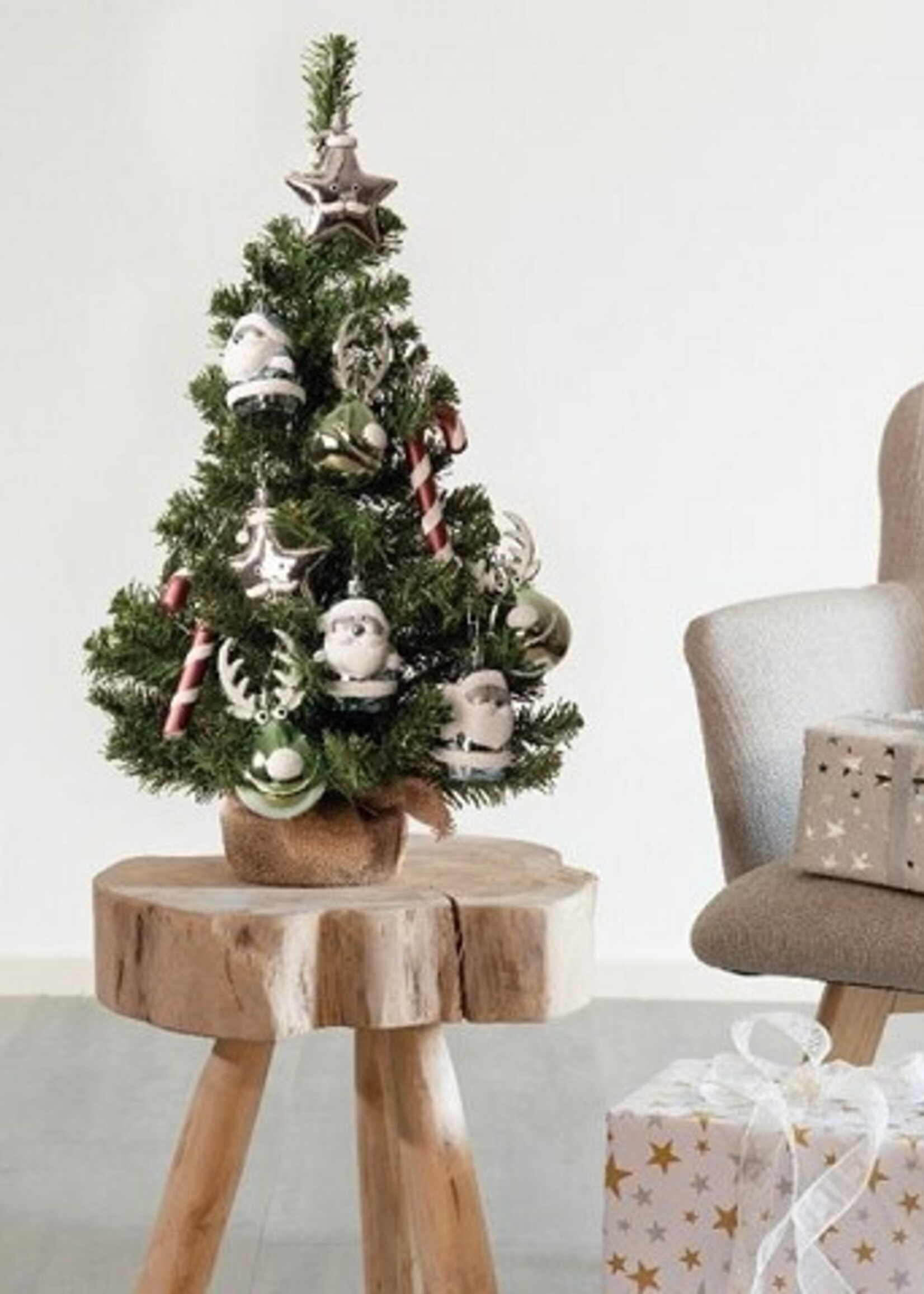 Everlands kunststof kerstboom inclusief decoratie multi kleuren dia35cm x 60cm