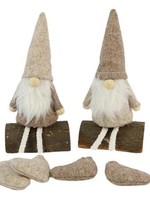 Kabouter met bungelbenen 7x4,5x15cm 2 assorti kleuren Bruin of beige per 1