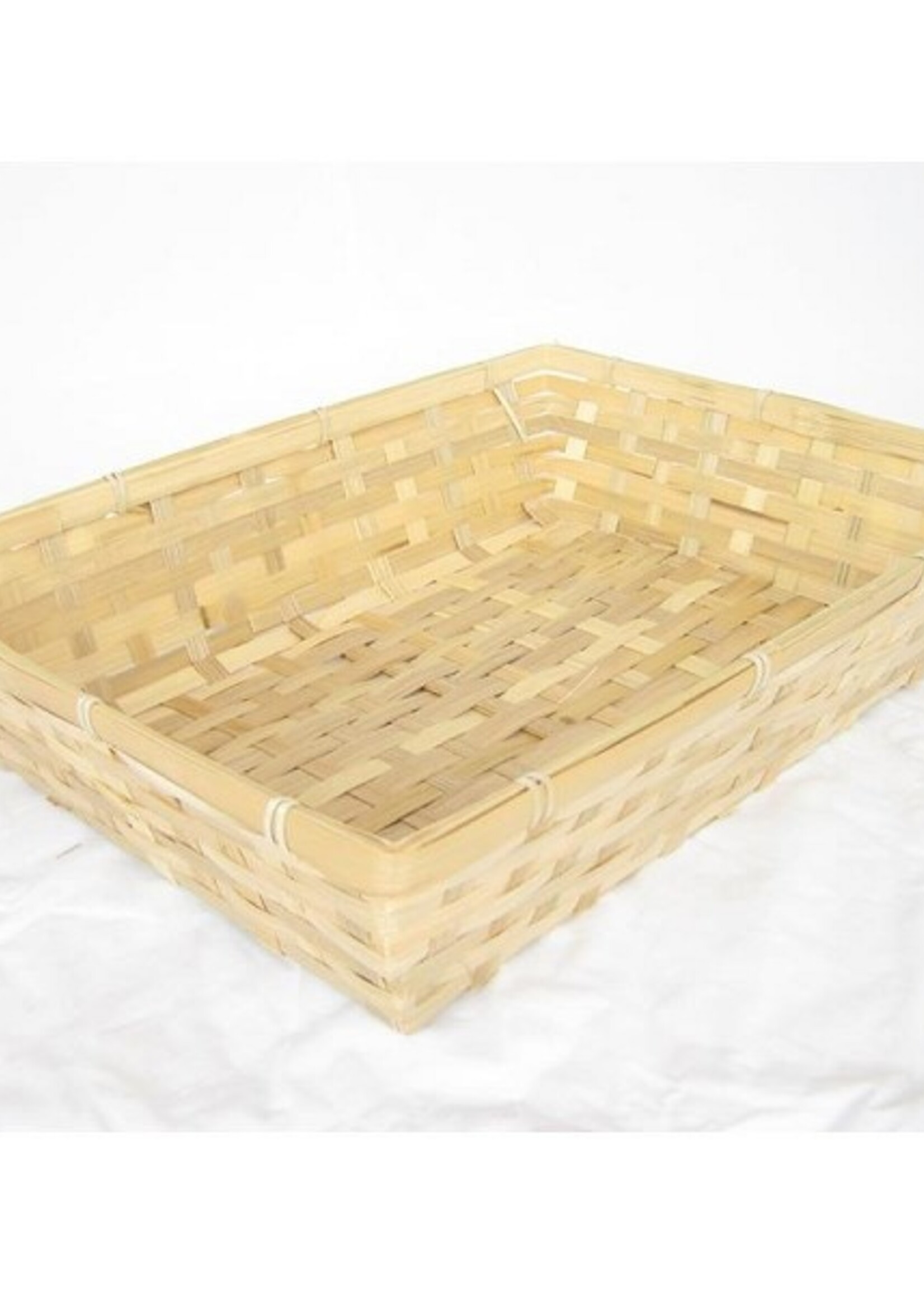 Bamboe scheen mand 40x30x7cm Deze geschenkmand van bamboe is geschikt voor een groot pakket.