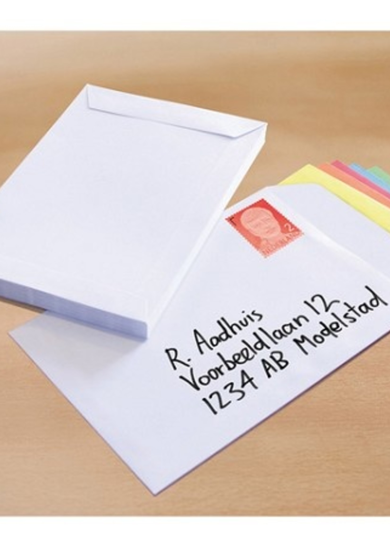 Raadhuis Enveloppen 162x229 C5 akte plakstrip wit 100gr pak a 25st.