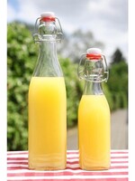 Fles glas vierkant met beugeldop 250ml 6,5x6,5x20cm ( per stuk )