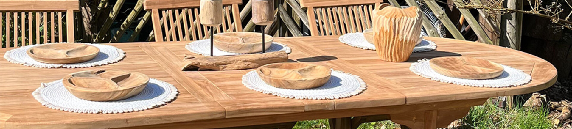 Langdurig genieten van jouw Teakhouten Meubelen met de onderhoudstips van JoJo Living