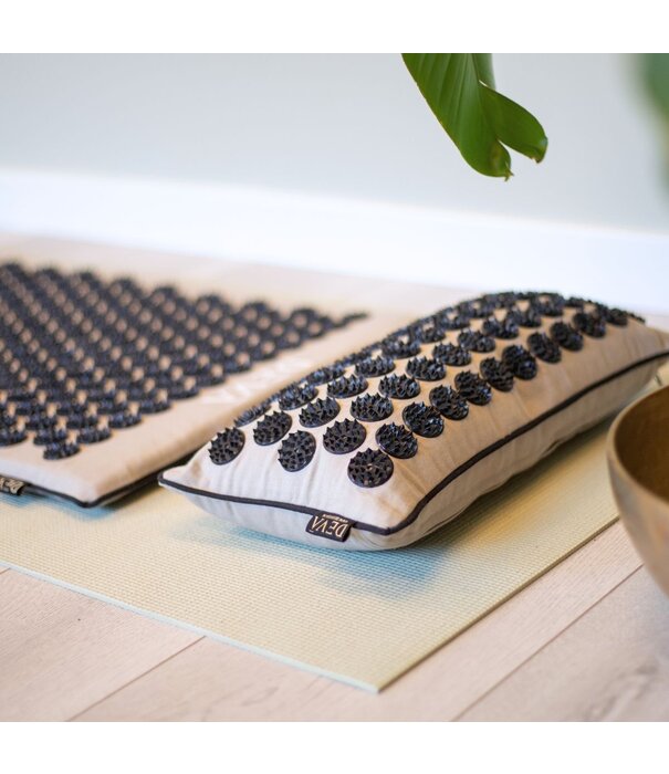 Deva Yoga - Spijkermat - Warm Grey Mandala