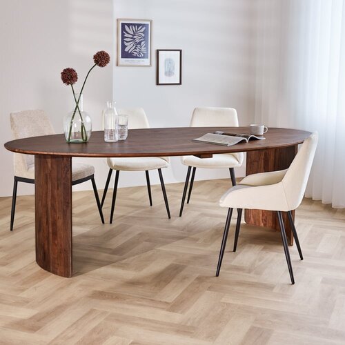 Dimehouse Ovaler Esstisch Yves Walnuss Finish 220x110 cm Dimehouse Ovaler Esstisch Yves Walnuss Finish 220x110 cm