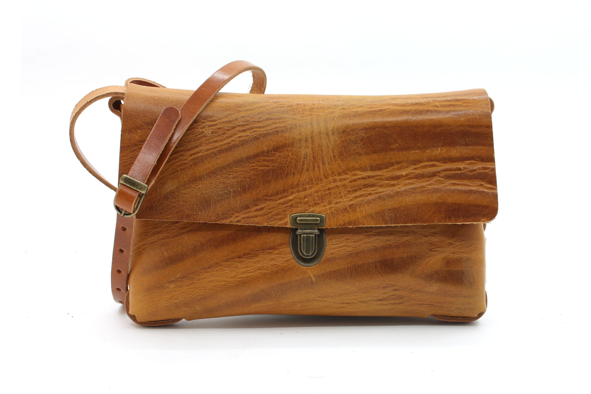 A-Zone Handgemaakt vol nerf leren tasje cognac