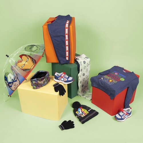 Marvel Marvel Avengers Winter Set Hat, Scarf and Gloves - Giftbox Marvel Marvel Avengers Winter Set Hat, Scarf and Gloves - Giftbox