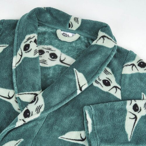 Disney Star Wars The Mandalorian Bathrobe - Baby Yoda Disney Star Wars The Mandalorian Bathrobe - Baby Yoda