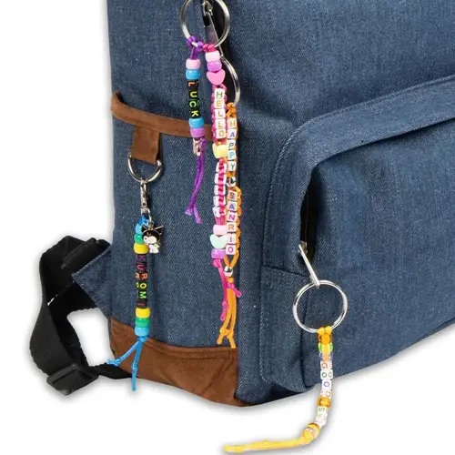 Hello Kitty Hello Kitty DIY Armbandjes en Sleutelhangers Set – 250+ Kralen – Inclusief Bedels, Koorden en Telefoonhanger