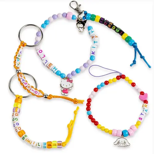 Hello Kitty Hello Kitty DIY Armbandjes en Sleutelhangers Set – 250+ Kralen – Inclusief Bedels, Koorden en Telefoonhanger
