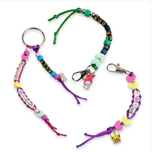 Hello Kitty Hello Kitty DIY Armbandjes en Sleutelhangers Set – 250+ Kralen – Inclusief Bedels, Koorden en Telefoonhanger