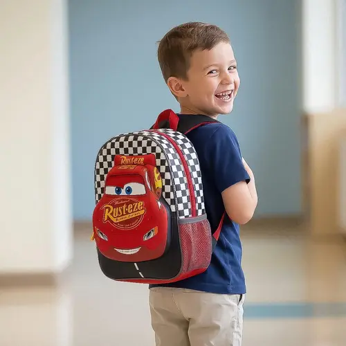 Disney Cars Rucksack Lightning McQueen 31 x 25 x 10 cm – 3D Vorderseite – Offiziell Lizenziert Disney Cars Rucksack Lightning McQueen 31 x 25 x 10 cm – 3D Vorderseite – Offiziell Lizenziert