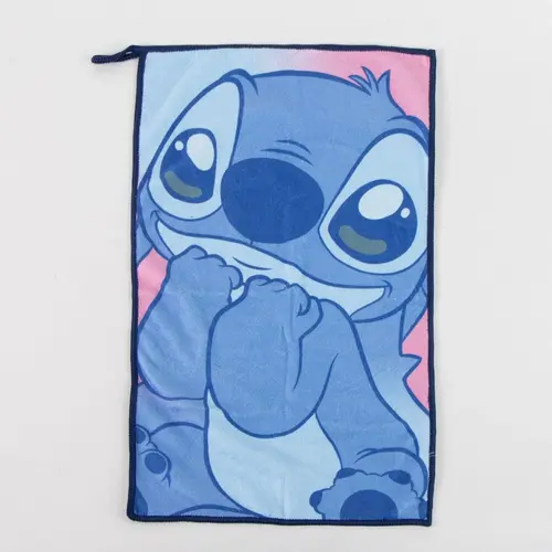 Disney Disney Stitch Pflegeset mit Transparenter Kulturtasche, Trinkflasche, Haarbürste und Handtuch – Offiziell Lizenziert Disney Disney Stitch Pflegeset mit Transparenter Kulturtasche, Trinkflasche, Haarbürste und Handtuch – Offiziell Lizenziert