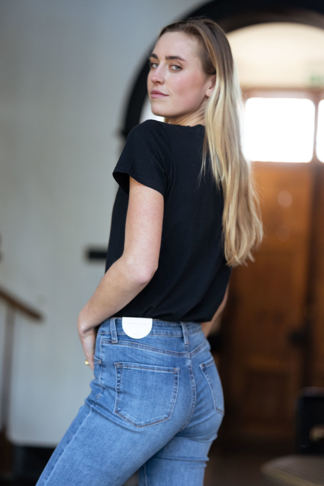 ATHEA t-shirt noir et rouge ATHEA t-shirt noir et rouge