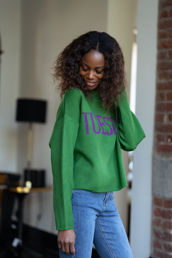 TUESDAY pull vert TUESDAY pull vert