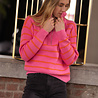 GIA pull fuchsia GIA pull fuchsia