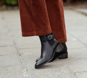 WHITNEY bottines noires
