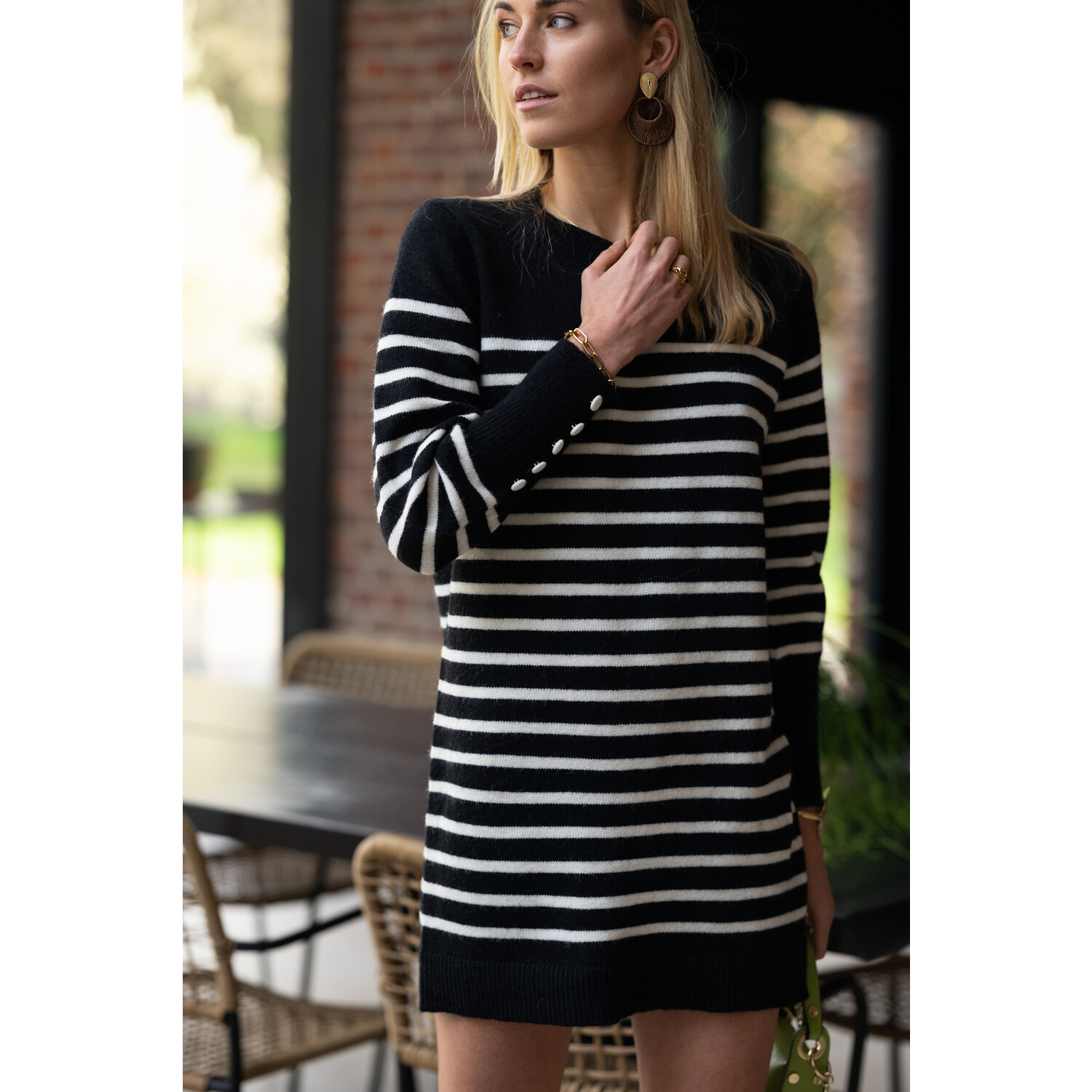 Robe noir et blanche hotsell