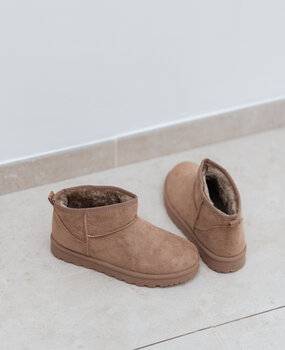 UGGY bottines fourrées beiges