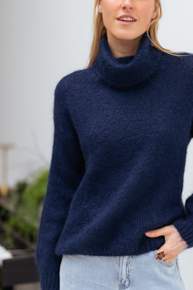 VITTORIA pull marine VITTORIA pull marine